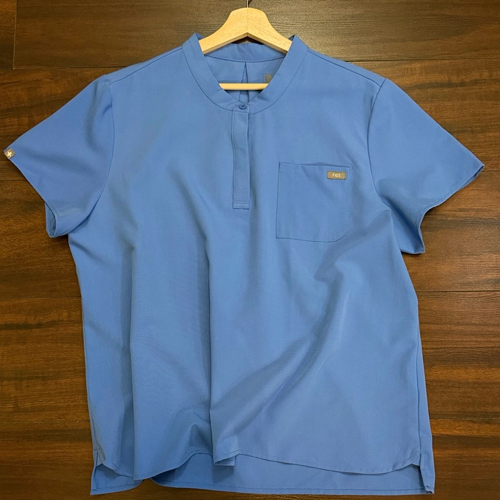 Figs Embu Popover Scrub Top in Ceil Blue - Picture 7 of 8